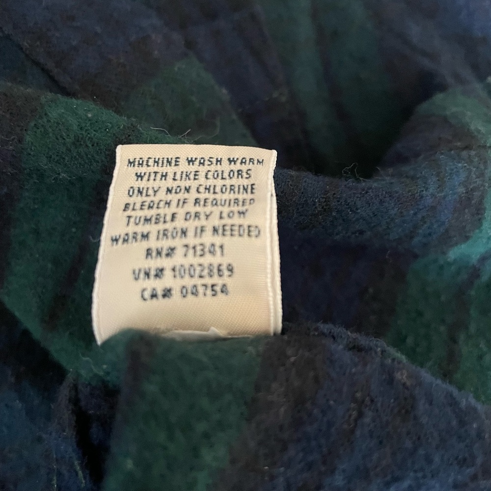 L.L. Bean Green and Navy Plaid Button-Down Shirt - Picture 7 of 11